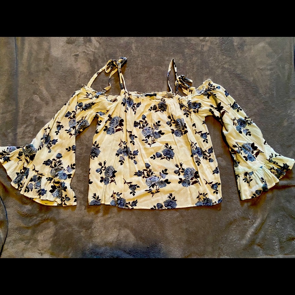 American Eagle Floral Top